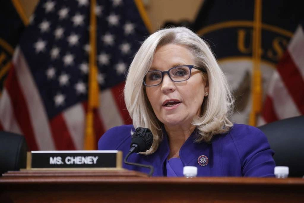 Liz Cheney kaže da će glasati za Harris